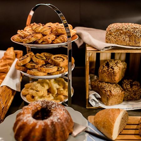Motel One Karlsruhe Eksteriør billede