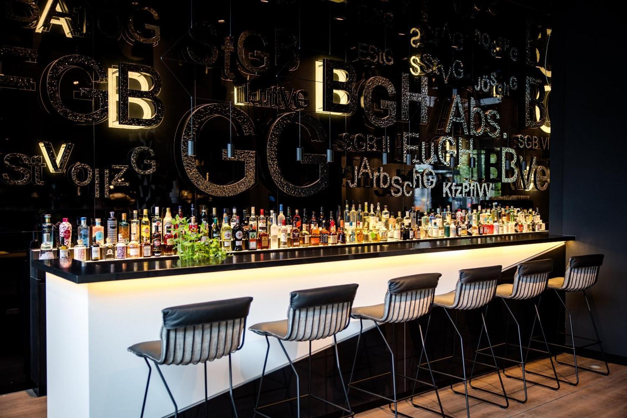 Motel One Karlsruhe Eksteriør billede