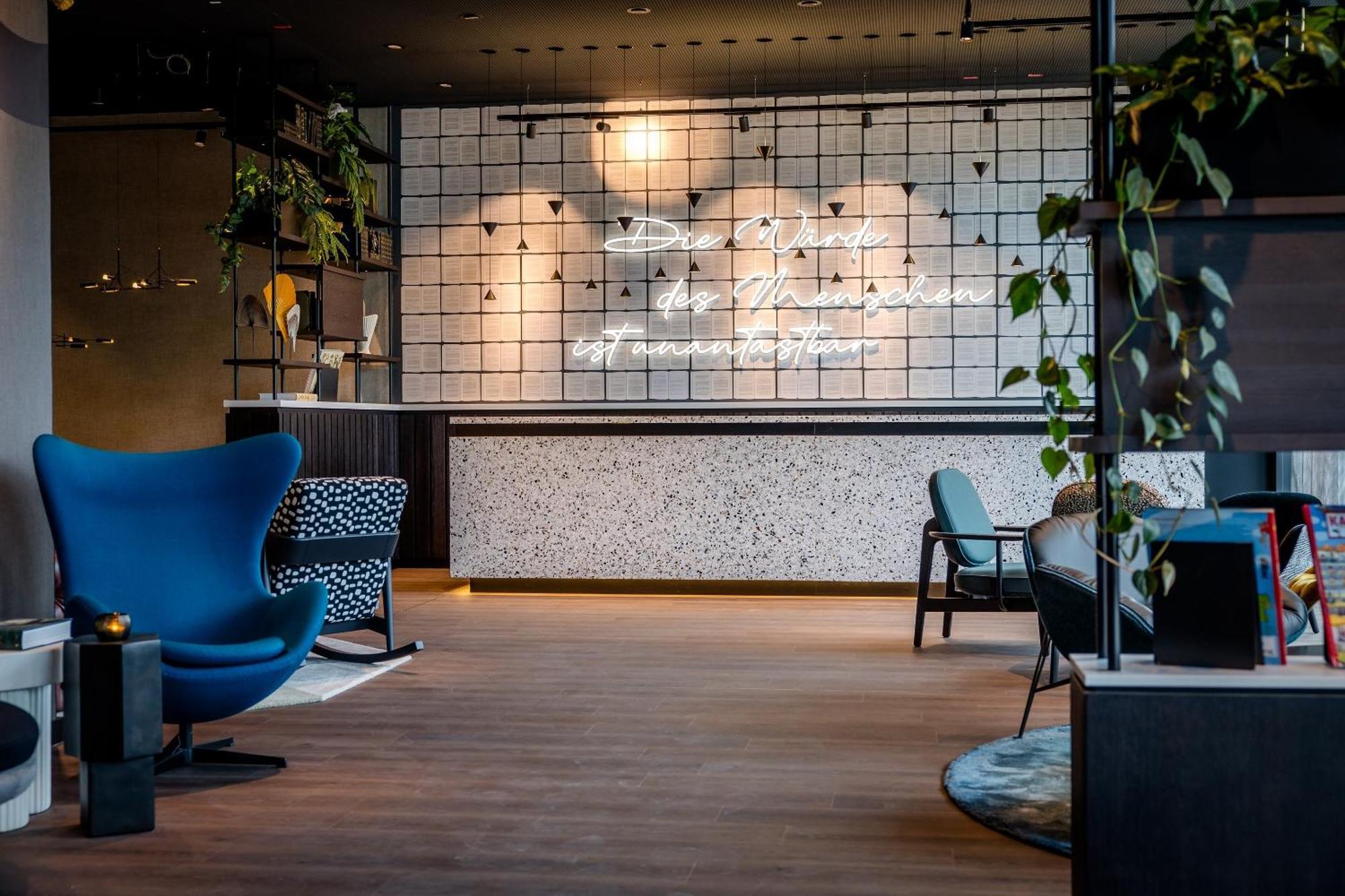 Motel One Karlsruhe Eksteriør billede